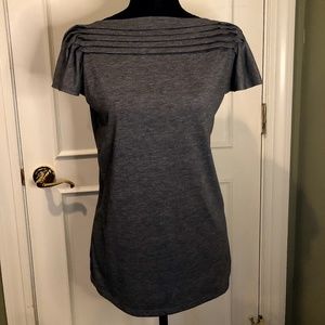 Boatneck Gray blouse